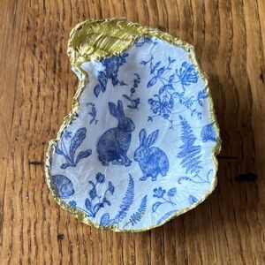 Blue & White Rabbit Shell Decorative Jewelry or Trinket Dish
